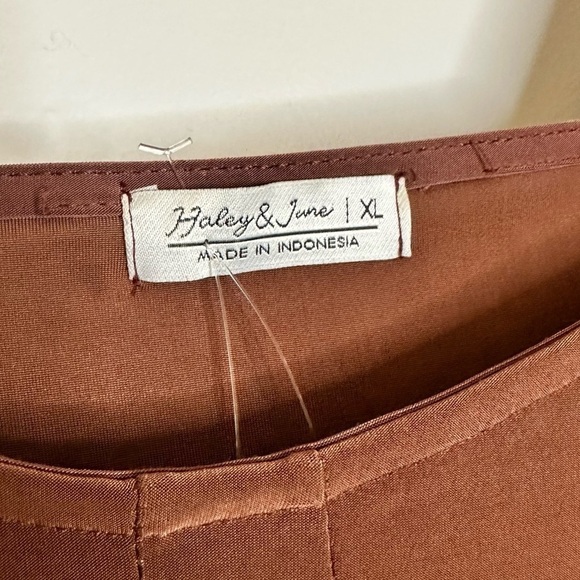 Haley&June Chocolate Ruched Detail Bardot Long Sleeve Crop Top Size XL - Picture 7 of 8